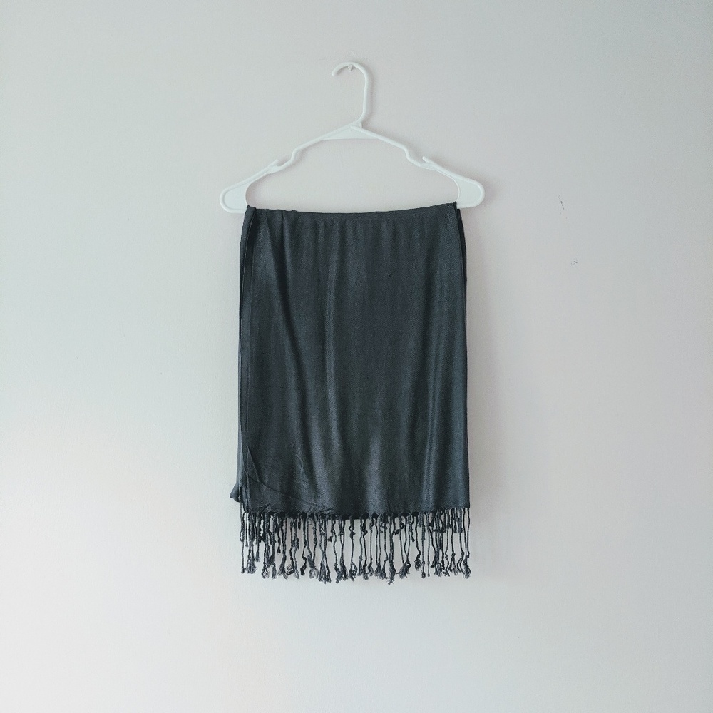 Pashmina silk blend gray scarf / wrap / shawl